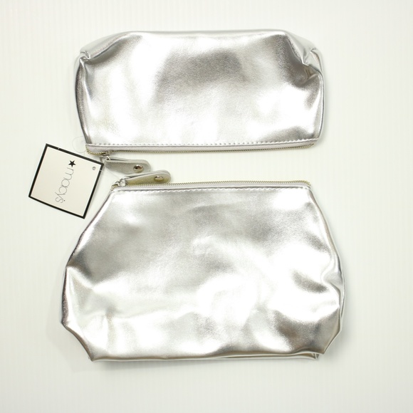 Macy's Two Piece Silver Pouch Makeup Bag Set - Picture 5 of 7